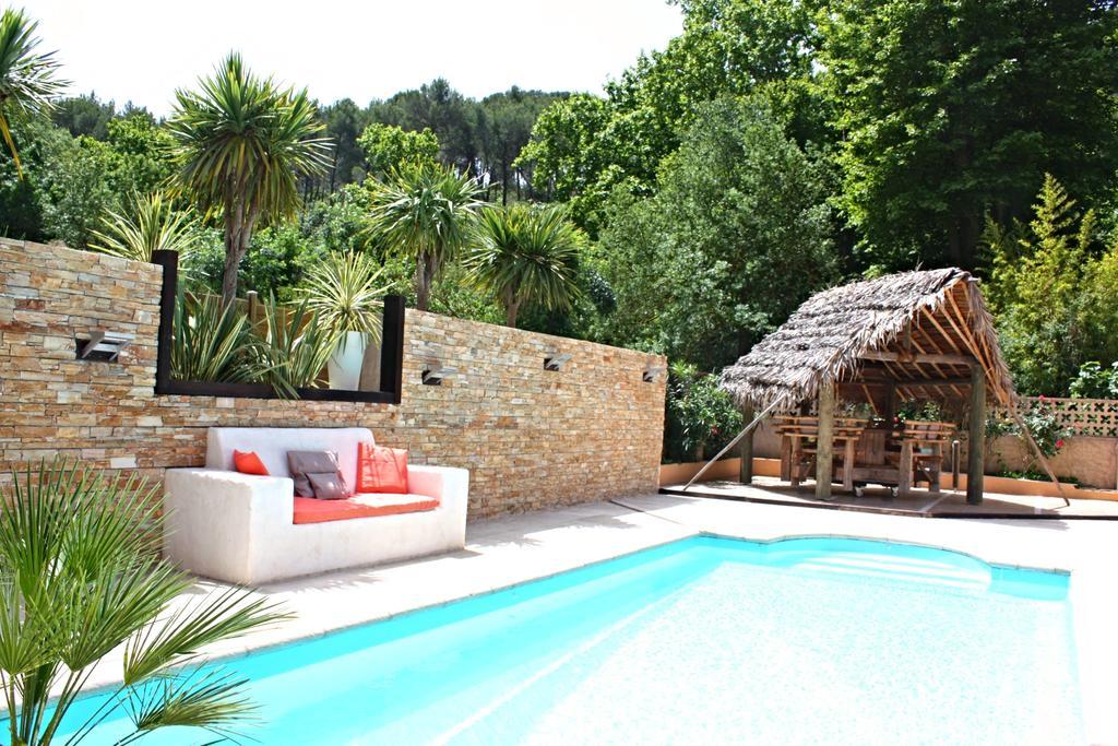 B&B Le Manoir De Gemenos Luaran gambar