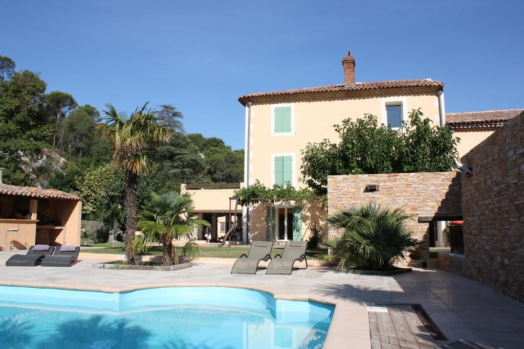 B&B Le Manoir De Gemenos Luaran gambar