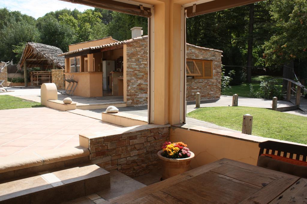 B&B Le Manoir De Gemenos Luaran gambar
