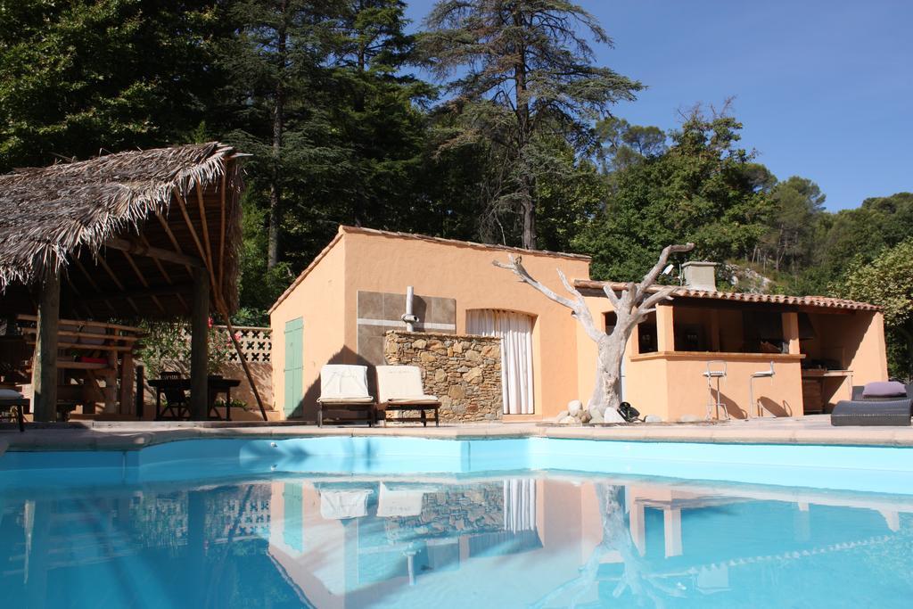 B&B Le Manoir De Gemenos Luaran gambar