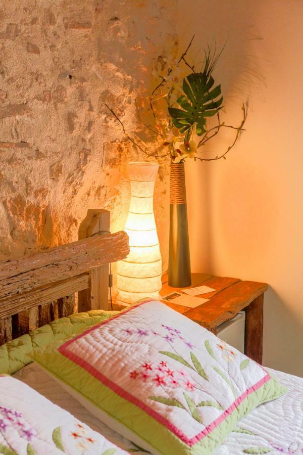 B&B Le Manoir De Gemenos Luaran gambar