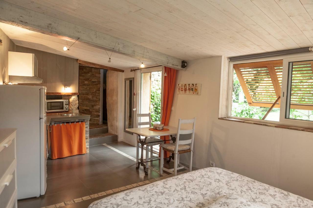 B&B Le Manoir De Gemenos Luaran gambar